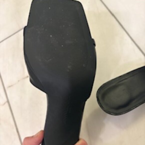 NWOT Banana Republic Genuine Leather kitten heal sandals black sz 10 - Picture 5 of 10